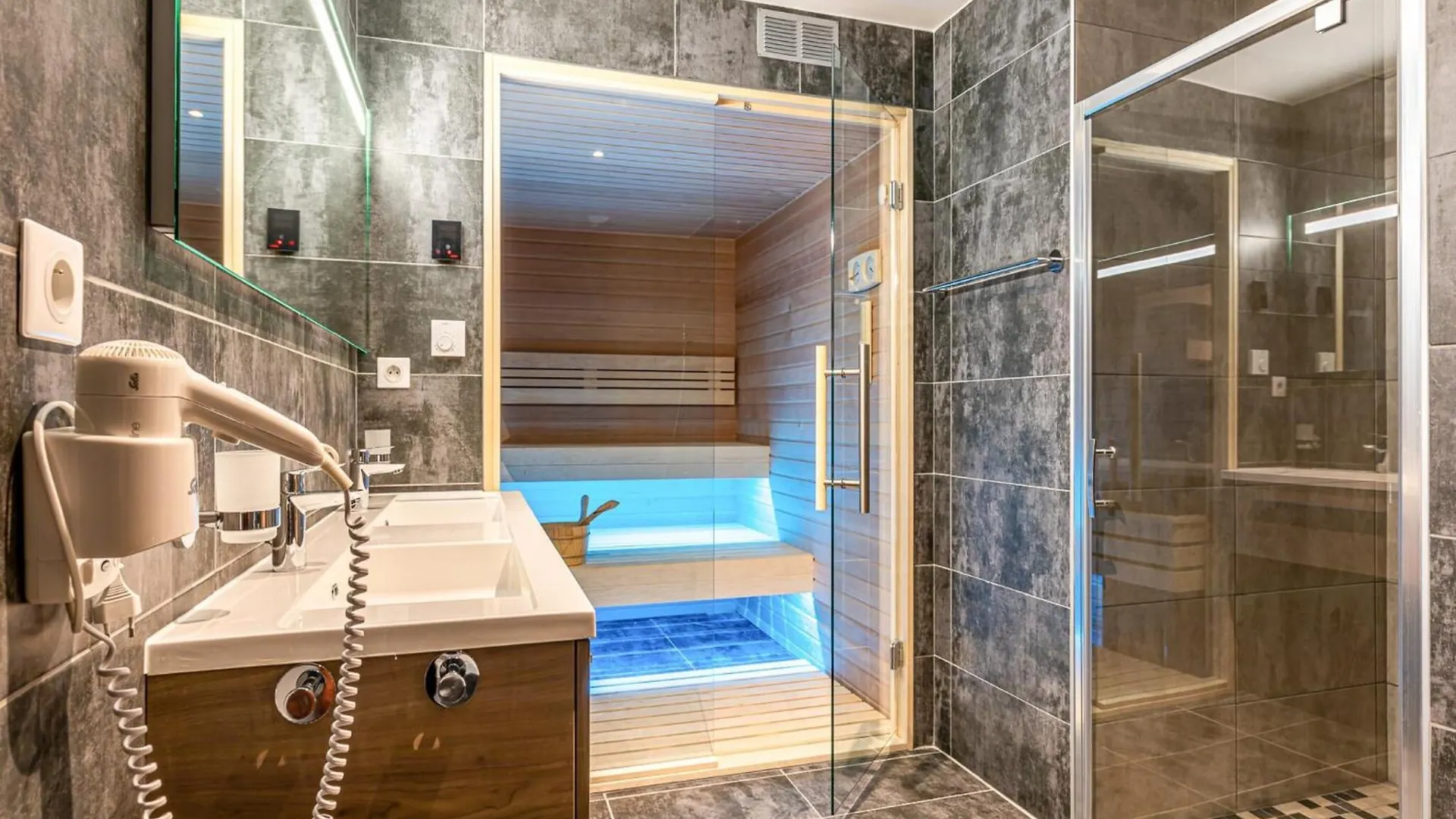 Apartment With Private Sauna In Upper Savoy Abondance
